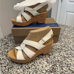 Clarks Women's Cream and Tan Wedge Sandals